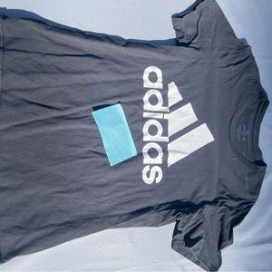 Adidas “Amplifier Tee” Black *BARELY WORN*